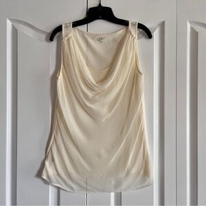 EUC Ann Taylor Loft ivory cream sleeveless top tank M